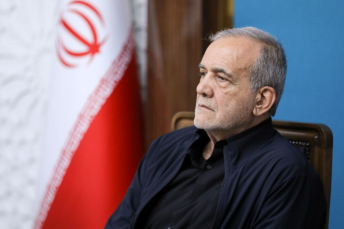 پزشکیان: عبور از شرایط سخت، نیازمند تمرکز بر اولویت‌ها، تفویض اختیار و سرمایه‌گذاری در زیرساخت‌های حیاتی است