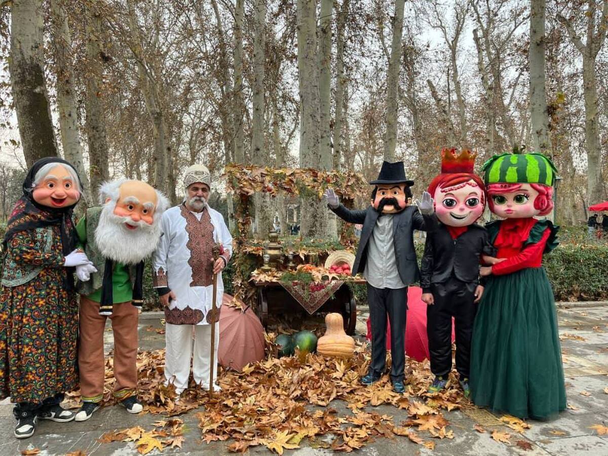 یلدا در تهران  برپایی سیاه چادرهای اقوام در پارک ملت