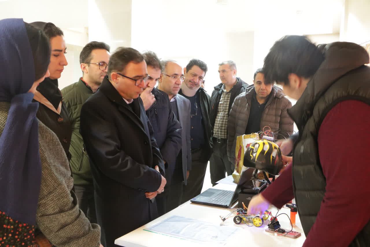 نخستین دوره مسابقات رباتیک Elite Cup 2025 در دانشگاه آزاد تبریز برگزار شد