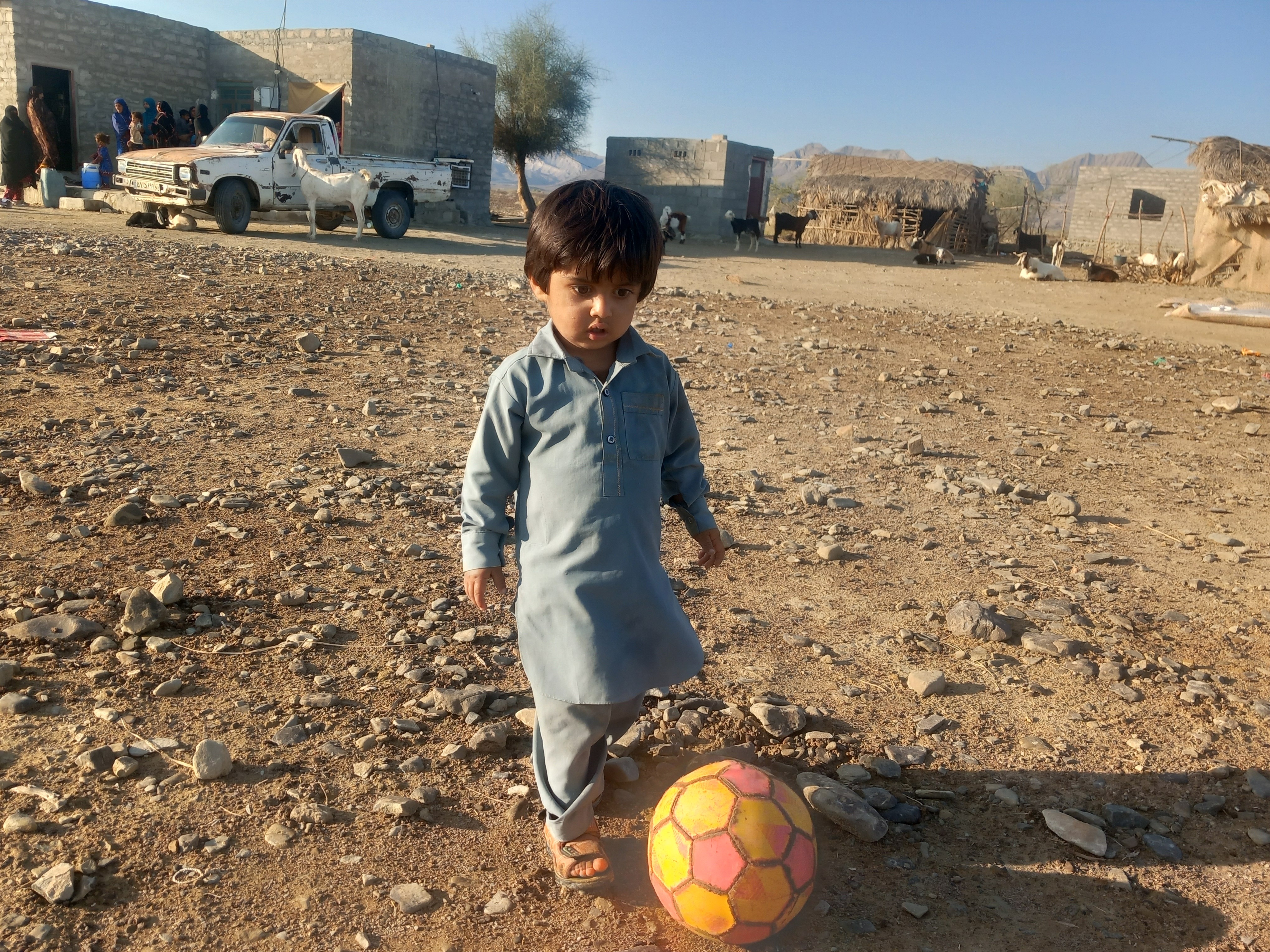 امید در دل روستاهای تشنه؛ طرحی مردمی برای آبرسانی، درمان و توانمندسازی مناطق محروم