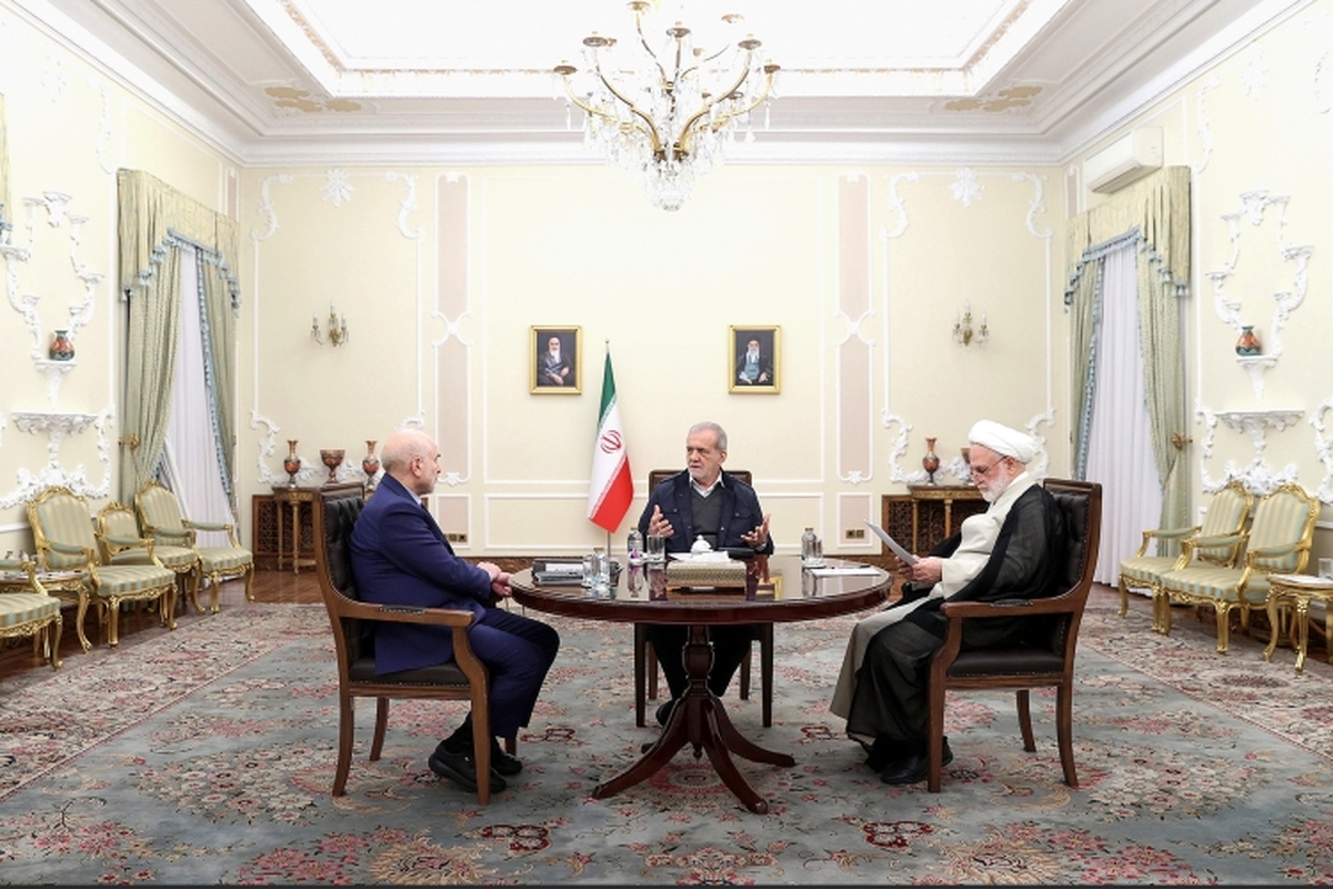 جلسه سران ۳ قوه به میزبانی پزشکیان برگزار شد