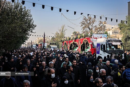 مراسم تشییع 100 شهید گمنام در تهران