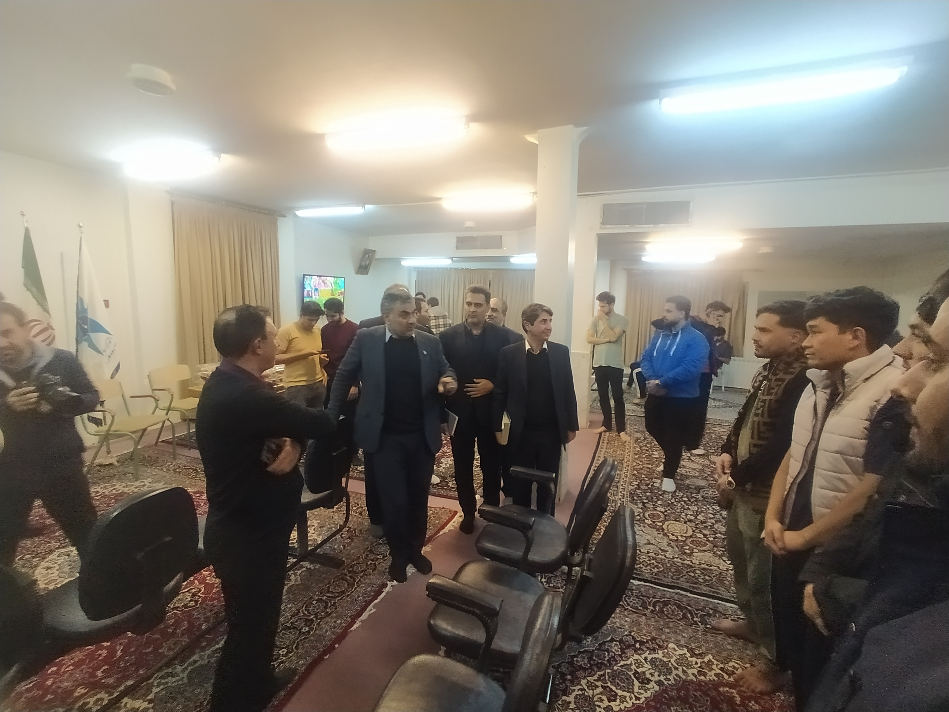 حضور رئیس دانشگاه آزاد استان تهران در جمع دانشجویان هم&zwnj;زمان با شب یلدا