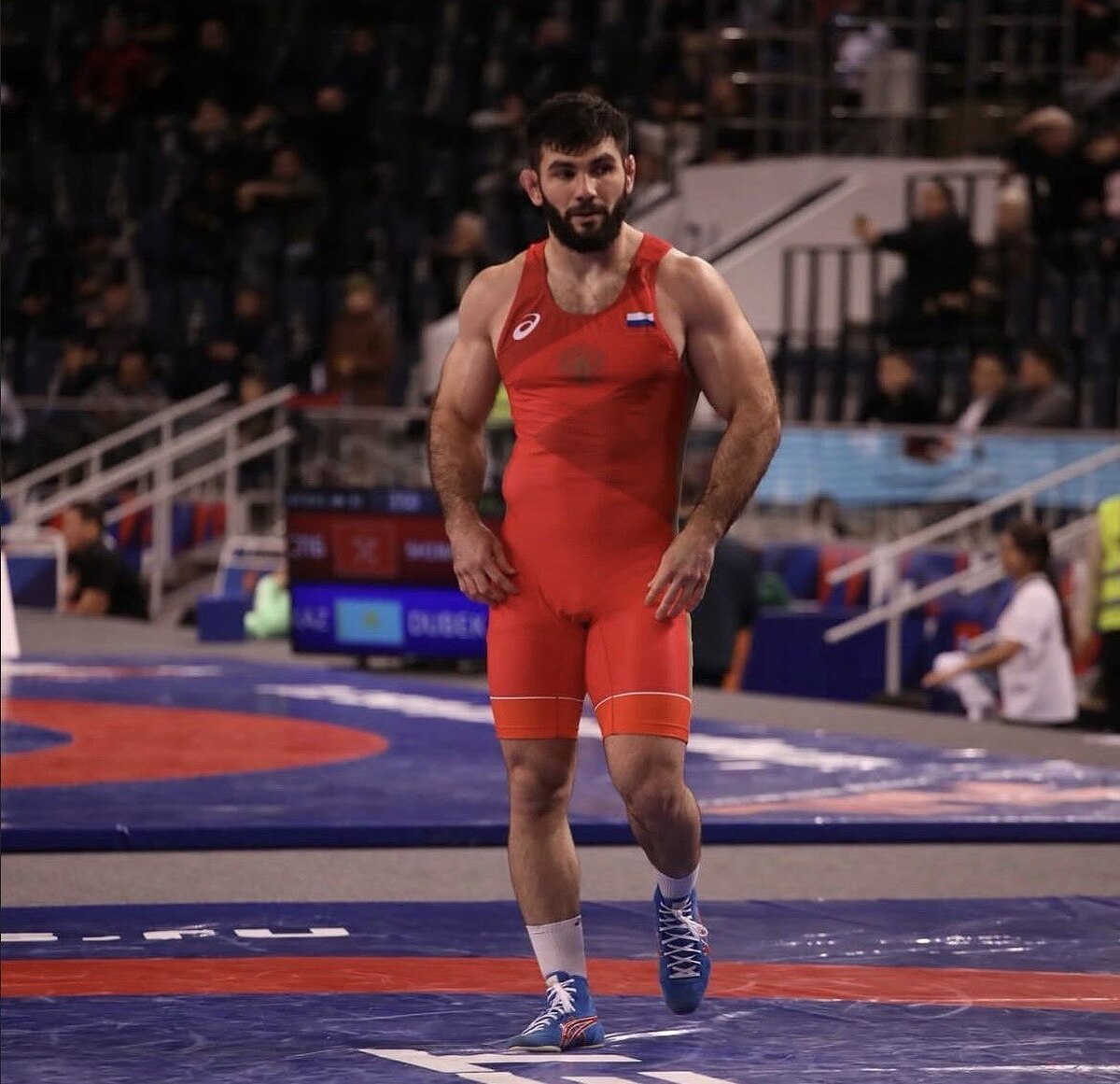 نبرد مساوی تیم‌های سیداکوف و سعدالله‌یف و شکست عثمانوف از سالکازانوف  زور کادی‌یف به نایفونوف نرسید