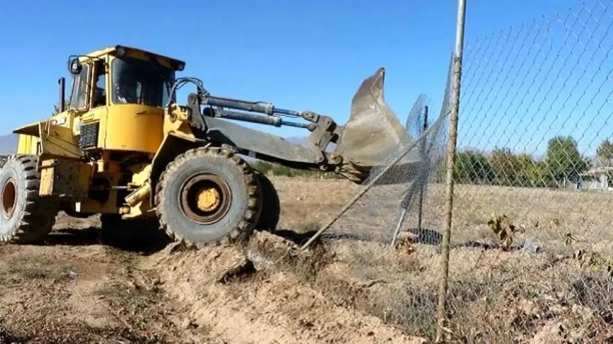 رفع تعرض فوری از ۹۸۵ هکتار زمین‌های دولتی تا پایان آبان ماه