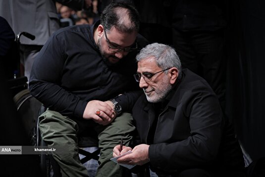 آخرین شب عزاداری شهادت حضرت زهرا(س) در حسینیه امام خمینی(ره)