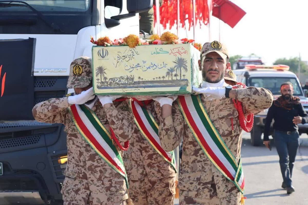 تپش قلب دشتی در آغوش فرزند خورشید  قلم سِرّالاسرار؛ مزار شهید گمنام کلاسی برای درس ایثار