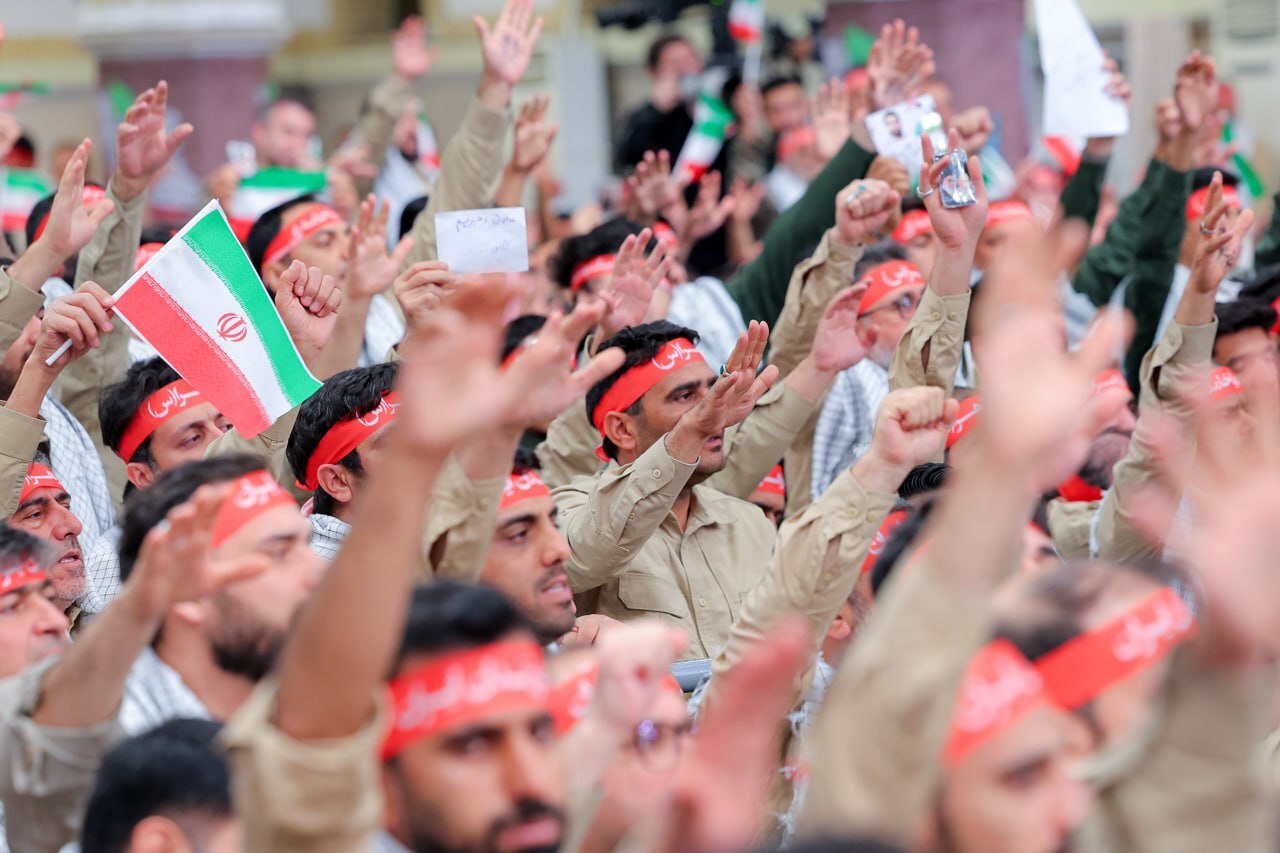 مراسم روز بسیج در حسینیه امام خمینی(ره) مراسم روز بسیج در حسینیه امام خمینی(ره)