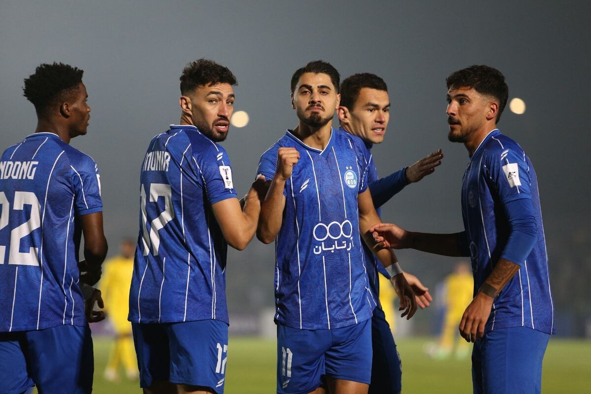 سید صالحی: توقع هواداران استقلال با این هزینه‌ها برای کسب نتیجه به حق است  رضاییان تمرکز ندارد