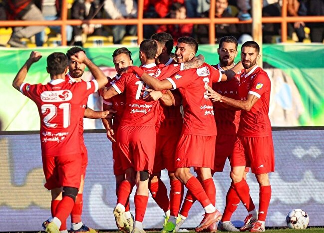 هفته یازدهم لیگ برتر| صید ۳ امتیازی پرسپولیس در خانه شمس آذر قبل از دربی/ سرخپوشان صدرنشین شدند
