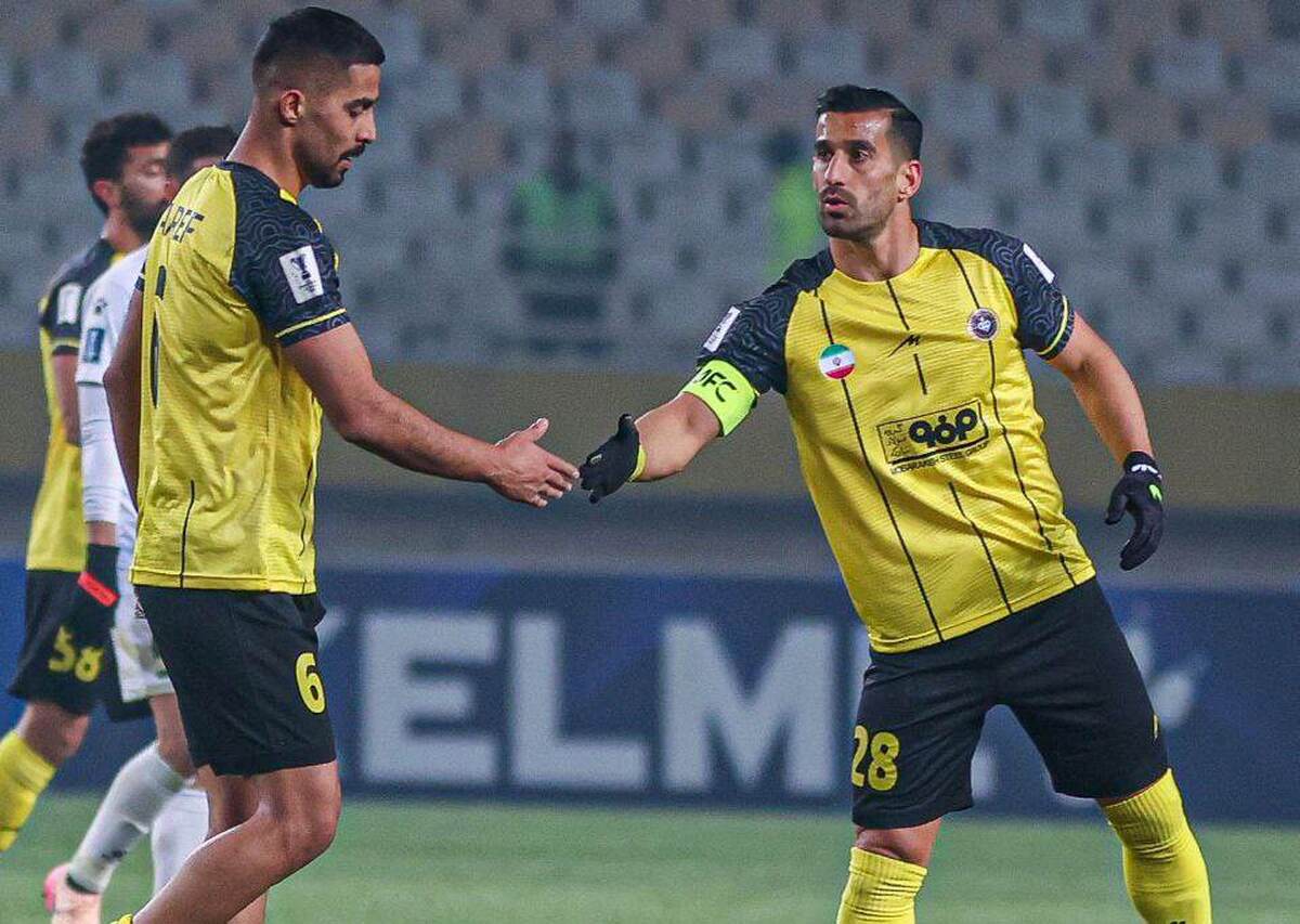 با عبور از محرم نویدکیا؛ حاج صفی با سابقه‌ترین بازیکن تاریخ سپاهان شد