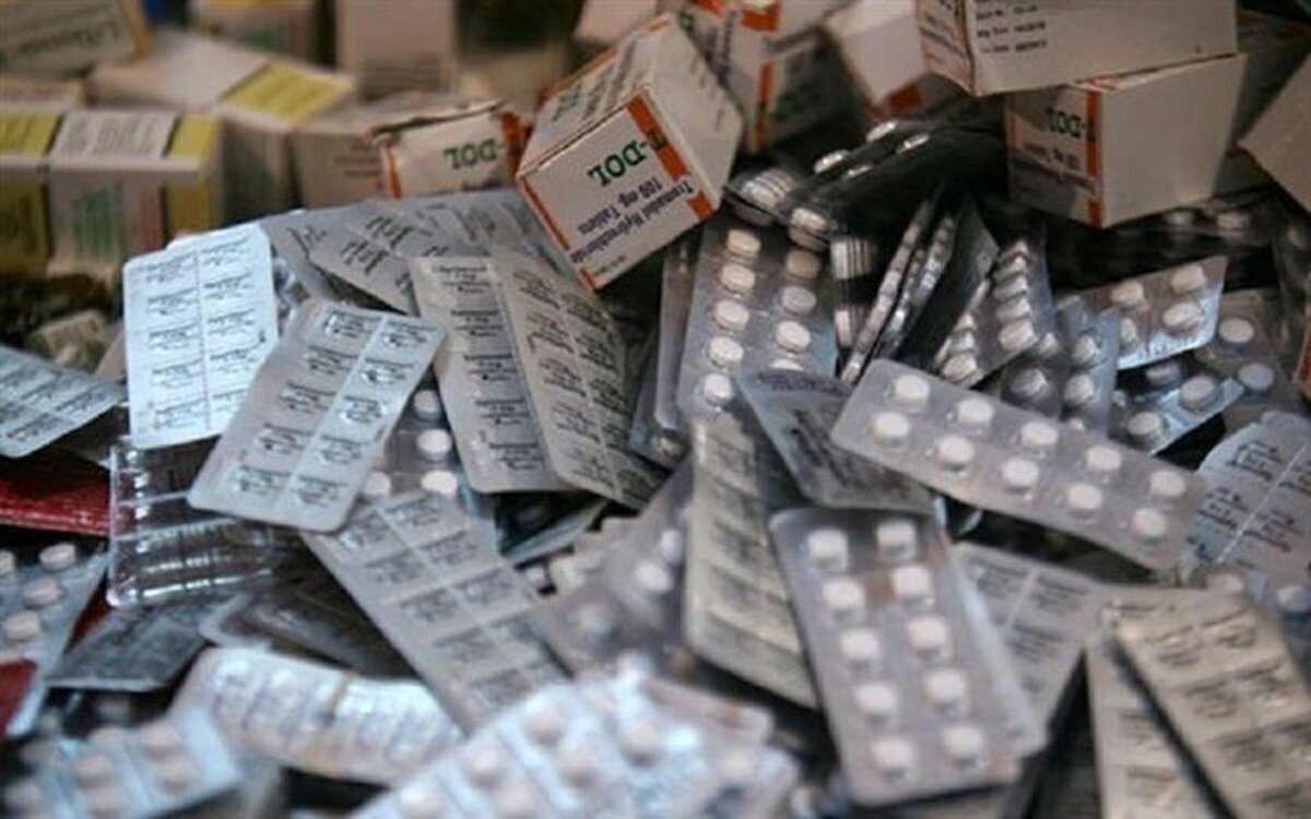 کشف ۴۵ هزار و ۳۶۸ عدد انواع دارو‌های غیرمجاز سقط جنین و دارو‌های غیرمجاز قاچاق در بوکان