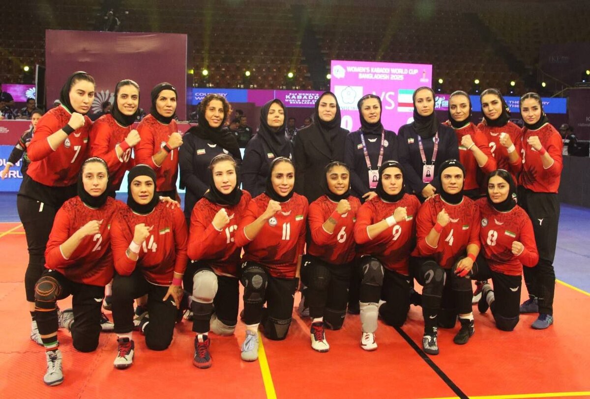 برخی بازیکنان به دلیل فشار روانی برای جبران، عجولانه عمل کردند 80 درصد تیم برای اولین‌بار در یک رویداد بین‌المللی شرکت می‌کردند