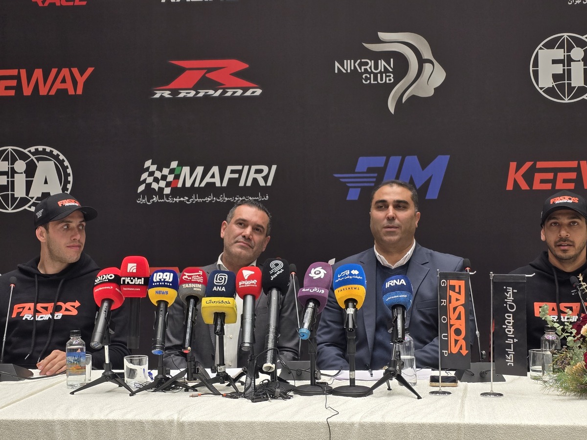 قهرمان موتورسواری جهان: ایران پتانسیل زیادی دارد  پازندمهر: برخی شایعات زائیده ذهن افراد معلوم‌الحال است