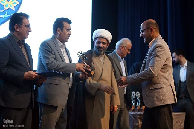 پشتکار، علاقه و هدف‌مندی، سه اصل مترجم جوانی که برگزیده جشنواره شد