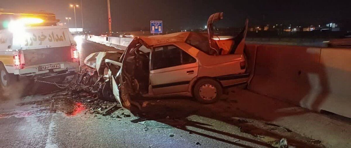 تصادف زنجیره‌ای پنج خودرو در اتوبان تهران–قم ۱۱ مصدوم برجای گذاشت