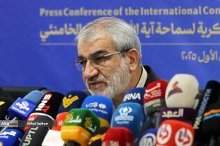 کدخدائی: انقلاب اسلامی مطالبه مردم برای تحقق آزادیهای سیاسی و اجتماعی است؛ قدردانی از نقش شهید طهرانچی و دانشگاه آزاد اسلامی کدخدائی: انقلاب اسلامی مطالبه مردم برای تحقق آزادیهای سیاسی و اجتماعی است؛ قدردانی از نقش شهید طهرانچی و دانشگاه آزاد اسلامی