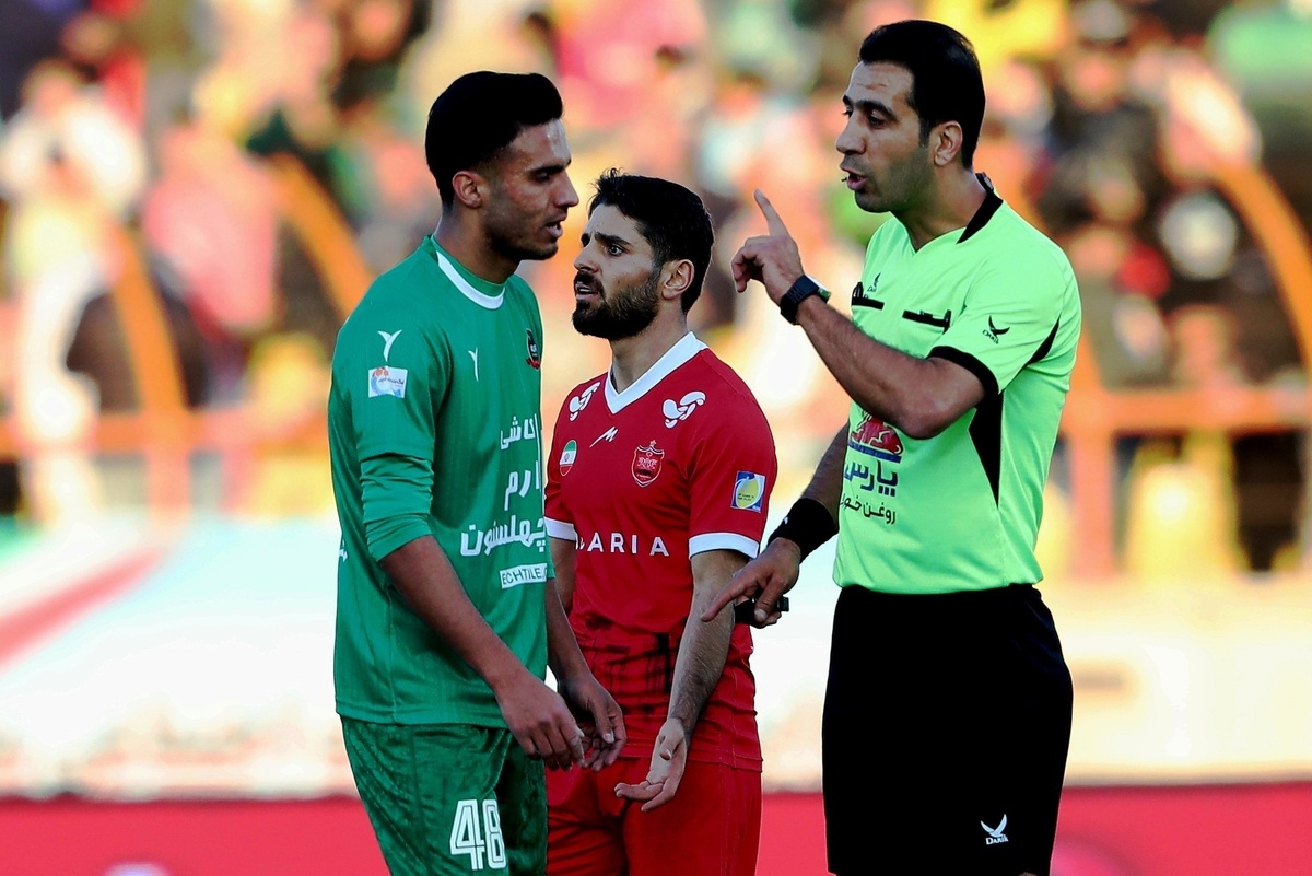 مالک شمس آذر: ثابت شود به داور حمله کرده اند با لیدرهای خاطی برخورد می کنیم  نباید در نتایج غیرعمدی دستکاری شود