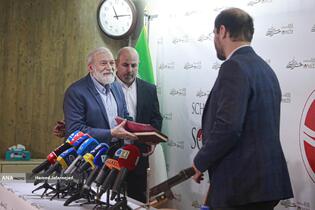 محمدجواد لاریجانی رئیس پژوهشگاه دانش‌های بنیادی و رئیس همایش «خیزش در برابر خردکشی»