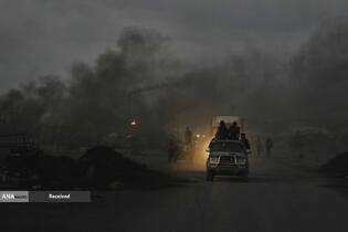 حملات اسرائیل به غزه حداقل ۱۶ کشته برجای گذاشت، در حالی که جهان منتظر پاسخ حماس به طرح صلح ترامپ است