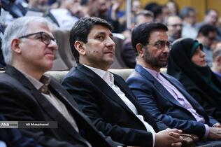 ستار هاشمی وزیر ارتباطات و فناوری اطلاعات