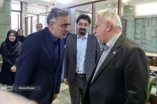 مراسم امضای دفتر یادبود دانشمند شهید دکتر محمد مهدی طهرانچی