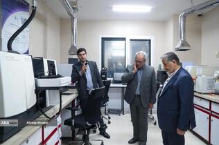 بازدید رنجبر از شرکت‌های دانش بنیان دانشگاه آزاد اسلامی استان اصفهان