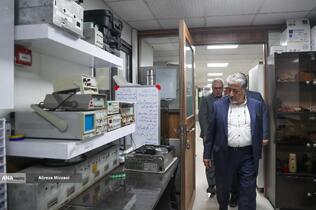 بازدید رنجبر از شرکت‌های دانش بنیان دانشگاه آزاد اسلامی استان اصفهان