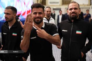 دیدار قهرمانان ورزشی و مدال‌آوران المپیادهای علمی با رهبر معظم انقلاب