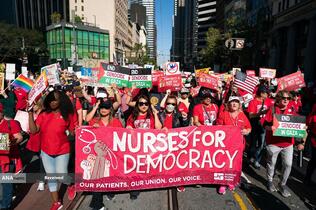 تجمع میلیونی آمریکایی ضد ترامپ با شعار «پادشاهی ممنوع»