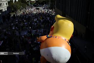 تظاهرات ضد ترامپ «بدون پادشاه» در سراسر آمریکا