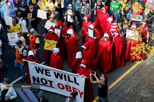 تظاهرات ضد ترامپ «بدون پادشاه» در سراسر آمریکا