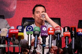 امضای قرارداد رسمی با &laquo;اوسمار ویرا&raquo;