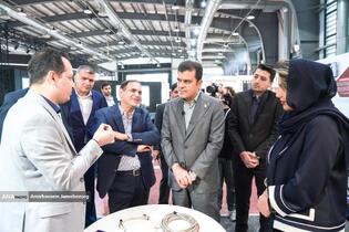 بازدید حسین افشین معاون علمی، فناوری و اقتصاد دانش بنیان رئیس جمهور از شانزدهمین نمایشگاه فناوری نانو
