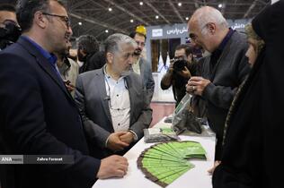 دکتر بیژن رنجبر رییس دانشگاه آزاد اسلامی در مراسم افتتاحیه سومین دوره نمایشگاه فناوری و نوآوری فن نما 1404