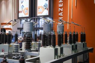 بیست و پنجمین نمایشگاه بین المللی صنعت برق ایران و پانزدهمین نمایشگاه بین المللی انرژی های تجدیدپذیر و بهره وری انرژی برق ایران