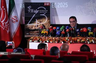 روح‌الله حسینی دبیر جشنواره جهانی فیلم فجر