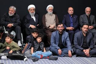 دومین شب عزاداری حضرت فاطمةالزهرا(س) با حضور زهبر م انقلاب