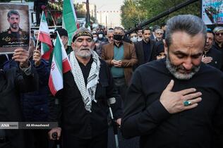 تشییع پیکر 100 شهید دوران دفاع مقدس همزمان با سالروز شهادت حضرت فاطمه زهرا(س) در تهران
