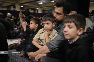 آخرین شب عزاداری شهادت حضرت زهرا(س) در حسینیه امام خمینی(ره)