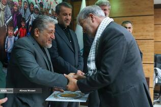 نشست جمعی از بسیجیان با بیژن رنجبر رئیس دانشگاه آزاد اسلامی