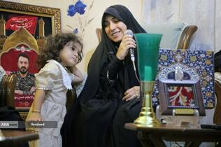 دیدار خادمیاران و یاوران رضوی با خانواده شهید حسن مهدی پور