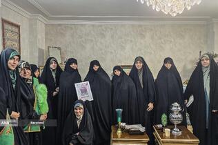 دیدار خادمیاران و یاوران رضوی با خانواده شهید محسن خاکساری