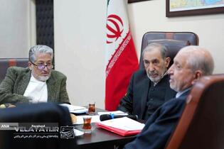 شصت‌ویکمین جلسه هیأت امنای مرکزی دانشگاه آزاد اسلامی به ریاست دکتر علی‌اکبر ولایتی رئیس هیات موسس و هیات امنا دانشگاه و با حضور دکتر رنجبر رئیس دانشگاه و سایر اعضای هیأت امنا برگزار شد.