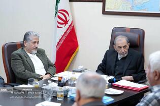 شصت‌ویکمین جلسه هیأت امنای مرکزی دانشگاه آزاد اسلامی به ریاست دکتر علی‌اکبر ولایتی رئیس هیات موسس و هیات امنا دانشگاه و با حضور دکتر رنجبر رئیس دانشگاه و سایر اعضای هیأت امنا برگزار شد.