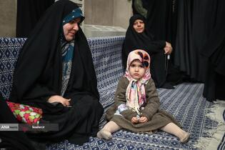 دیدار هزاران نفر از زنان و دختران با رهبر معظم انقلاب