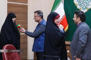 نشست خبری ریحانه سلامی بمناسبت هفته بزرگداشت مقام زن و روز مادر