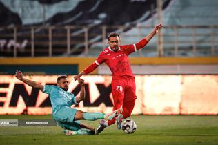 هفته سیزدهم لیگ برتر فوتبال؛ پرسپولیس - پیکان