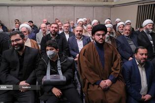 دیدار هزاران نفر از مداحان و ستایشگران اهل بیت(ع) با رهبر معظم انقلاب
