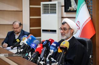 نشست رسانه ای عبدالحسین خسروپناه، دبیر شورای عالی انقلاب فرهنگی